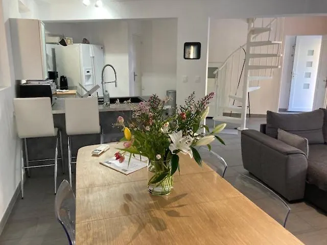 Les Alizes Côté Jardin Proche Bord De