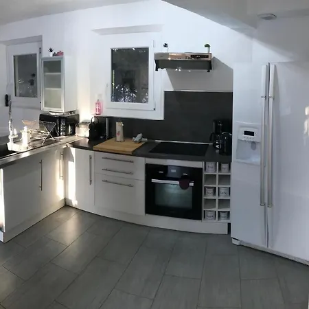 Les Alizes Côté Jardin Proche Bord De